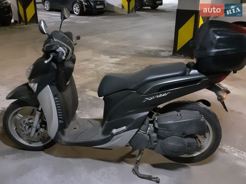 Скутер Yamaha Xenter 150 2012 в Киеве