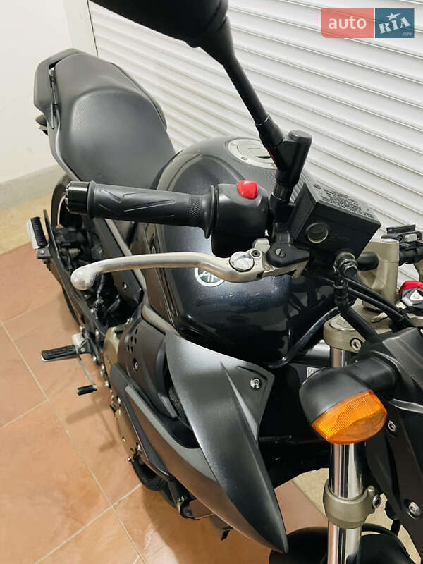Мотоцикл Без обтекателей (Naked bike) Yamaha XJ6 Diversion 2010 в Киеве