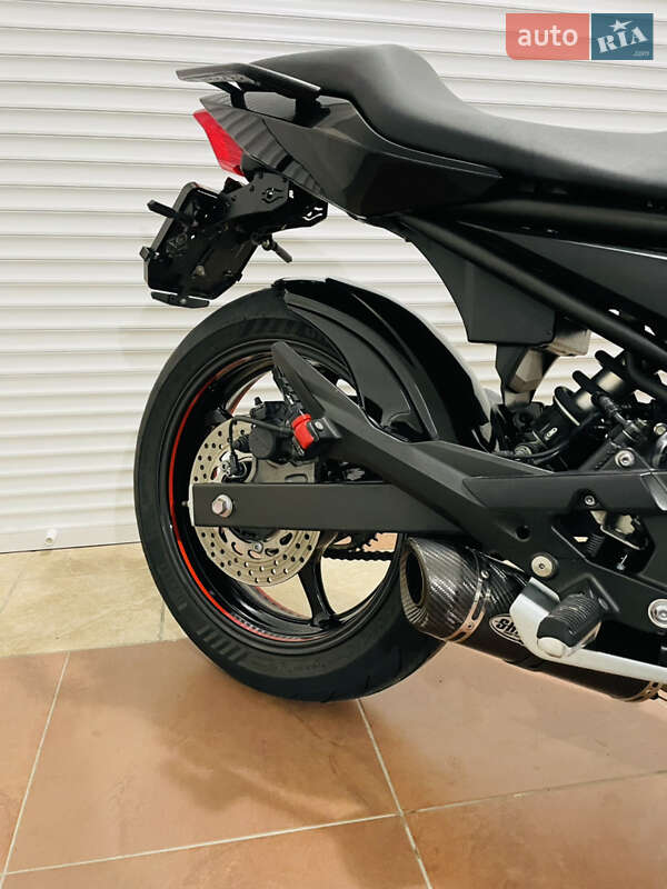 Мотоцикл Без обтікачів (Naked bike) Yamaha XJ6 Diversion 2013 в Києві