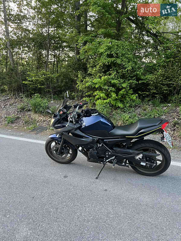 Мотоцикл Спорт-туризм Yamaha XJ6 2010 в Борщеве