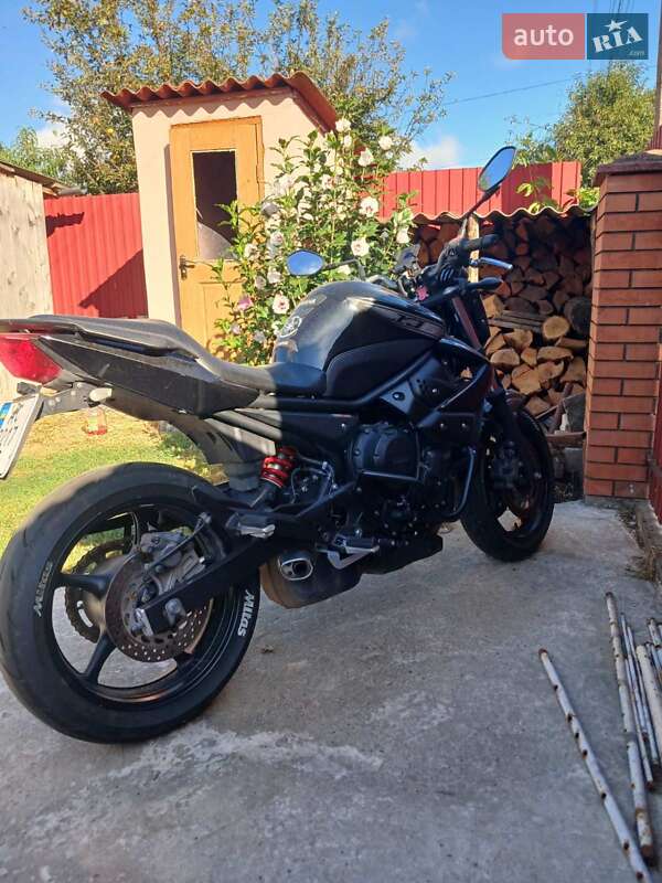 Мотоцикл Без обтікачів (Naked bike) Yamaha XJ6 2012 в Нововолинську