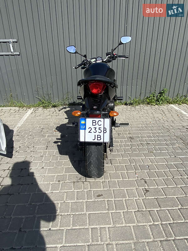Спортбайк Yamaha XJ6 2010 в Николаеве