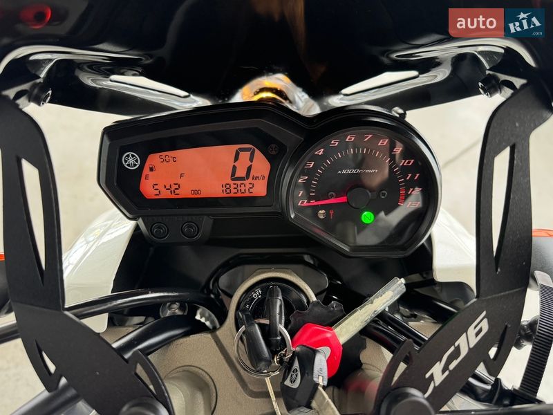 Мотоцикл Без обтекателей (Naked bike) Yamaha XJ6 2009 в Хмельницком