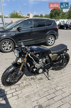 Кафе рейсер Yamaha XJR 400 1993 в Киеве