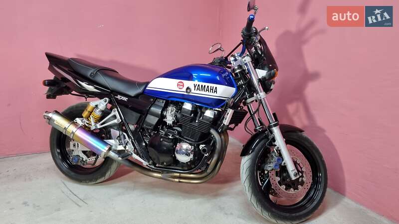 Мотоцикл Без обтекателей (Naked bike) Yamaha XJR 400 2003 в Одессе