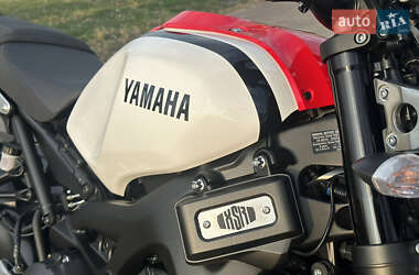 Мотоцикл Без обтекателей (Naked bike) Yamaha XSR 2020 в 