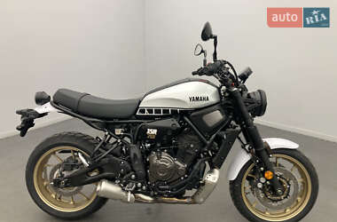 Мотоцикл Классік Yamaha XSR 2024 в Києві