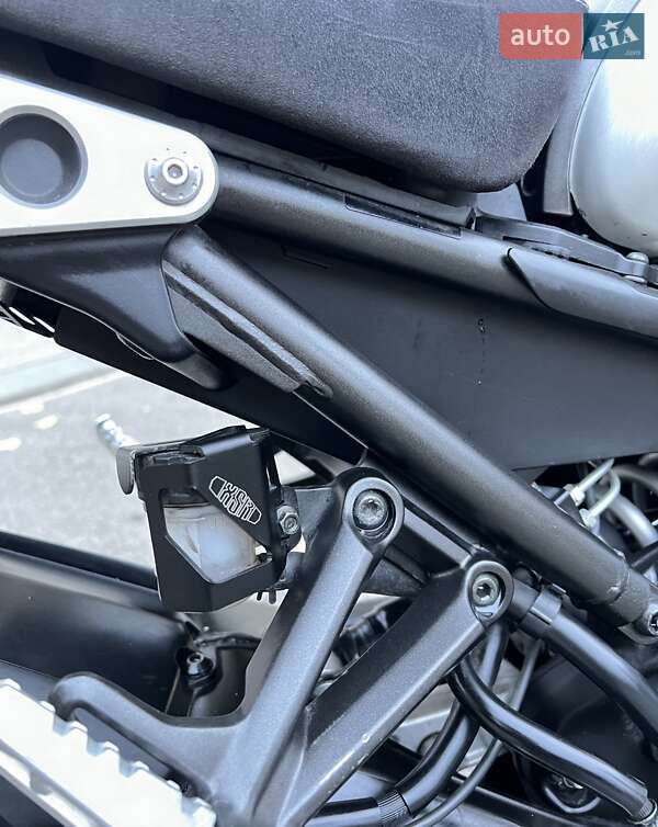 Кафе рейсер Yamaha XSR 2016 в Киеве фото 12 Кафе рейсер Yamaha XSR 2016 в Киеве