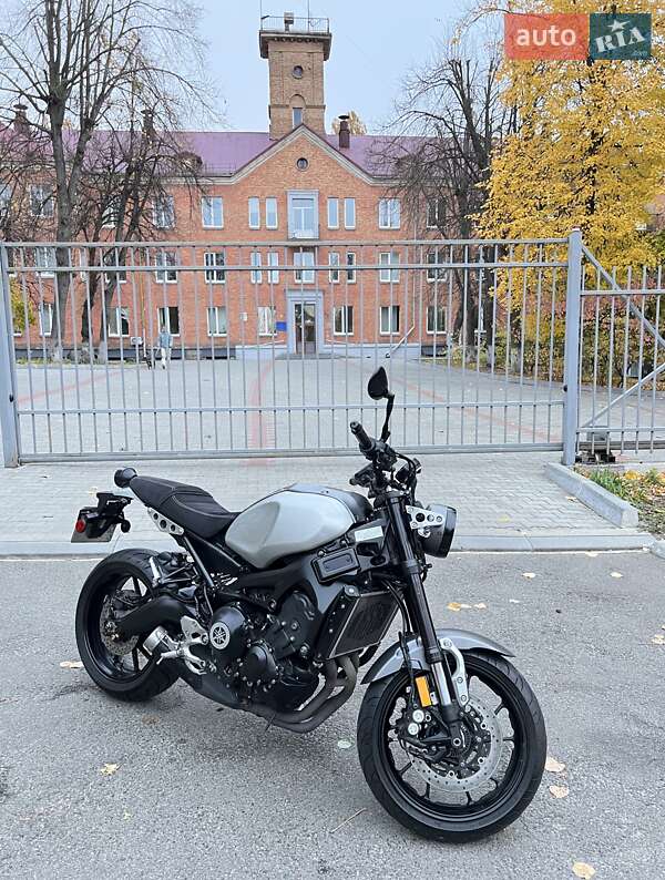 Кафе рейсер Yamaha XSR 2016 в Киеве фото 14 Кафе рейсер Yamaha XSR 2016 в Киеве