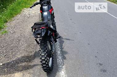 Мотоцикл Позашляховий (Enduro) Yamaha XT 2000 в 