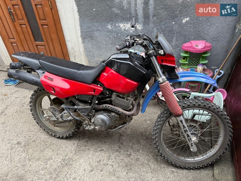 Мотоцикл Классик Yamaha XT 1992 в Верхнем Водяном фото Мотоцикл Классик Yamaha XT 1992 в Верхнем Водяном