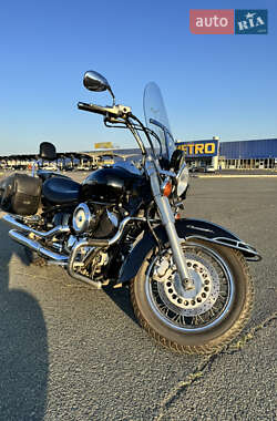 Мотоцикл Круизер Yamaha XVS 1100 Dragstar 2004 в 