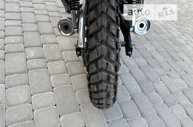 Мотоцикл Классик Yamaha YBR 250 1993 в 