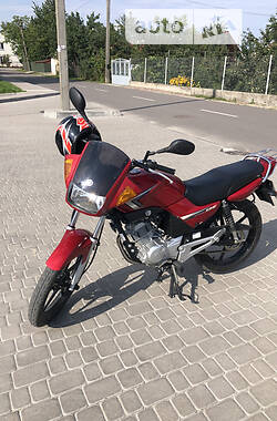 Мотоцикл Супермото (Motard) Yamaha YBR125 2015 в Львове