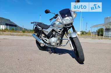 Мотоцикл Багатоцільовий (All-round) Yamaha YBR125 2010 в Хусті