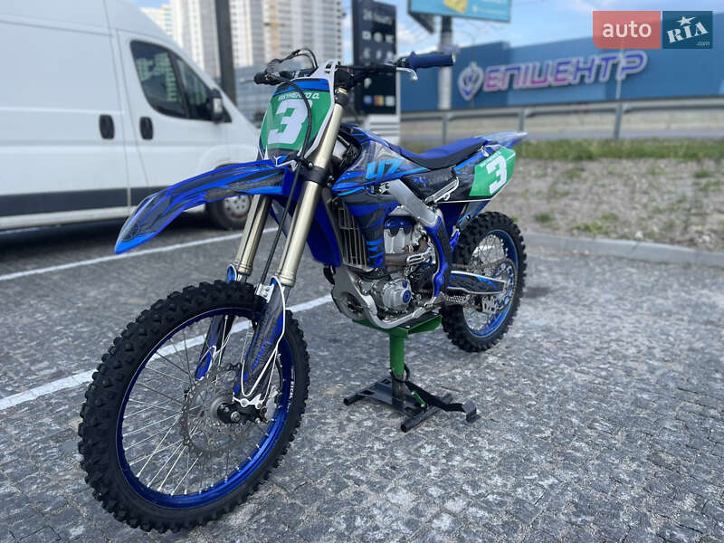 Мотоцикл Кросс Yamaha YZ 250F 2020 в 