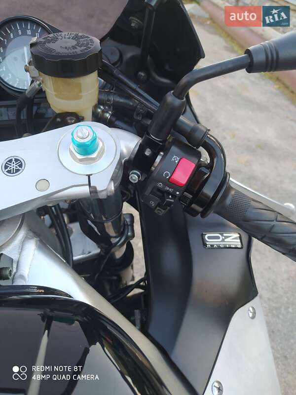 Спортбайк Yamaha YZF 1000R 2002 в Баре