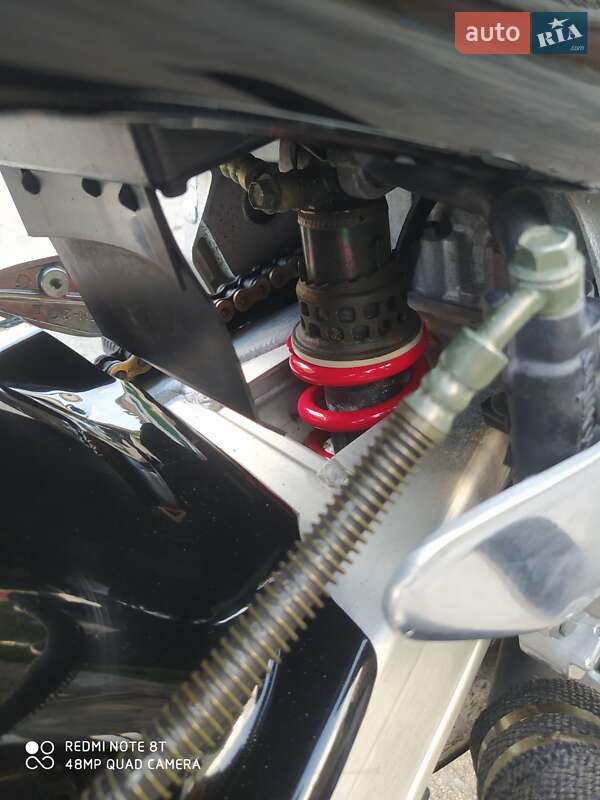 Спортбайк Yamaha YZF 1000R 2002 в Баре