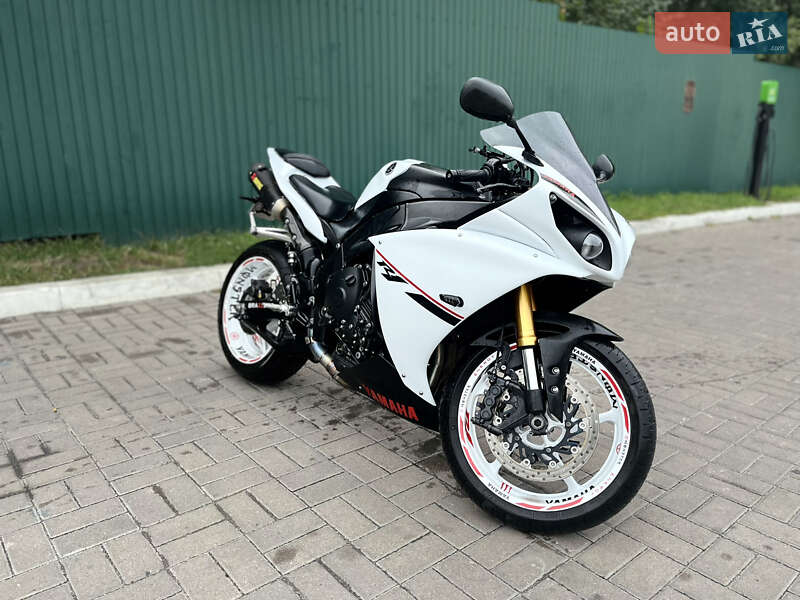 Yamaha YZF R1 2013