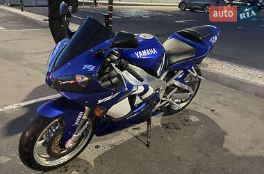 Спортбайк Yamaha YZF R1 2002 в Харькове