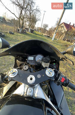 Спортбайк Yamaha YZF R1 1998 в 