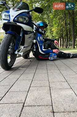 Спортбайк Yamaha YZF R1 1998 в 