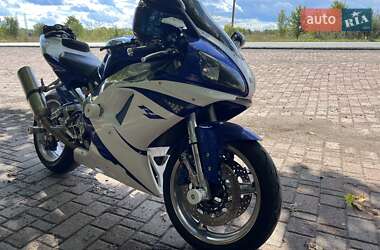 Спортбайк Yamaha YZF R1 1998 в 