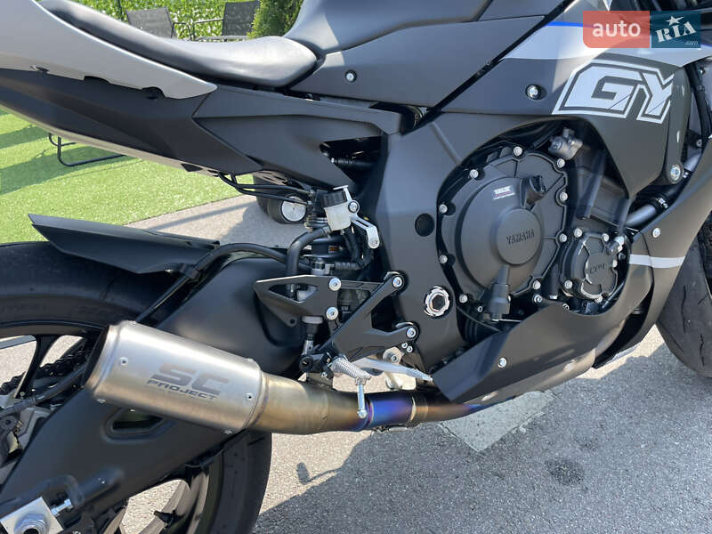 Спортбайк Yamaha YZF R1 2023 в Киеве фото 6 Спортбайк Yamaha YZF R1 2023 в Киеве