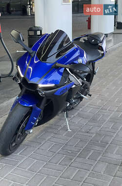 Спортбайк Yamaha YZF R1 2016 в 