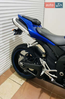Спортбайк Yamaha YZF R1 2008 в 