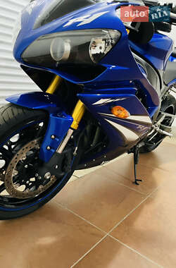 Спортбайк Yamaha YZF R1 2008 в 