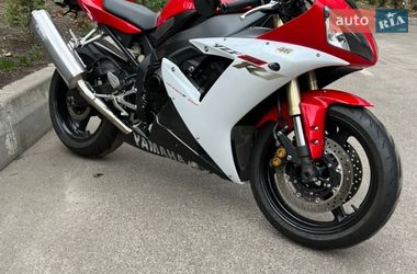 Спортбайк Yamaha YZF R1 2006 в Киеве