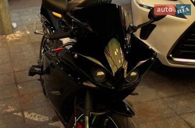 Спортбайк Yamaha YZF R1 2010 в Киеве