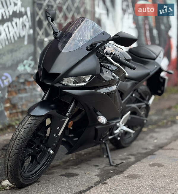 Спортбайк Yamaha YZF-R25 2021 в Киеве