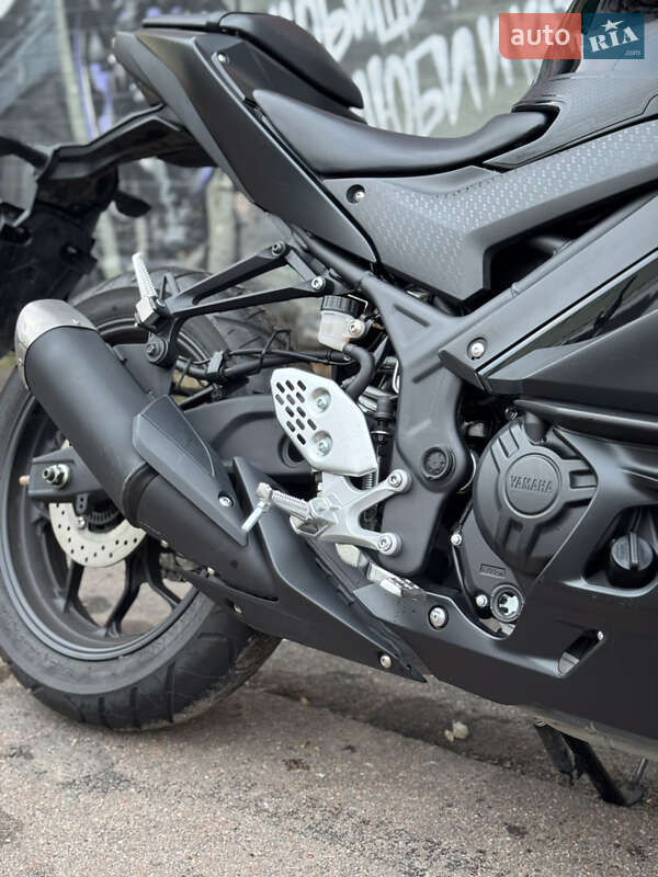 Спортбайк Yamaha YZF-R25 2021 в Киеве