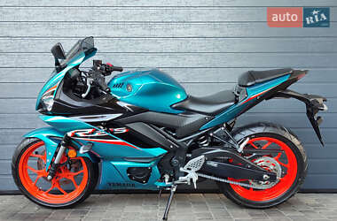 Мотоцикл Без обтекателей (Naked bike) Yamaha YZF-R3 2020 в 