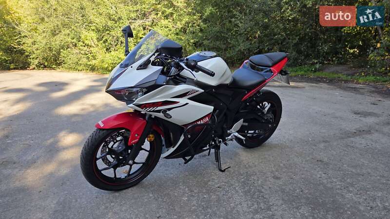Спортбайк Yamaha YZF-R3 2016 в Харкові