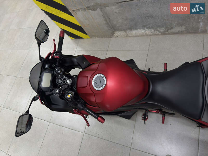 Спортбайк Yamaha YZF-R3 2020 в Днепре