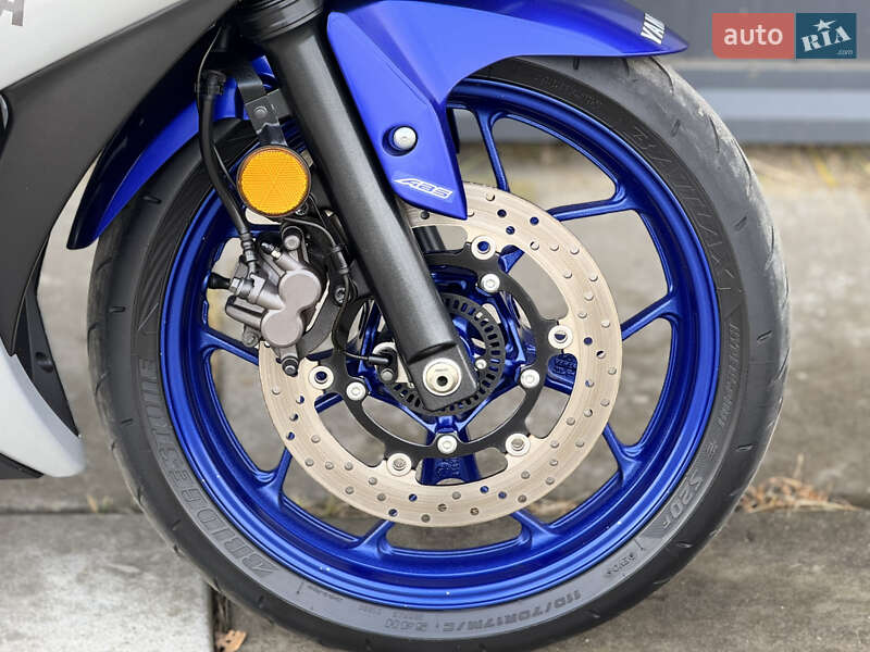 Спортбайк Yamaha YZF-R3 2017 в Львове фото 8 Спортбайк Yamaha YZF-R3 2017 в Львове