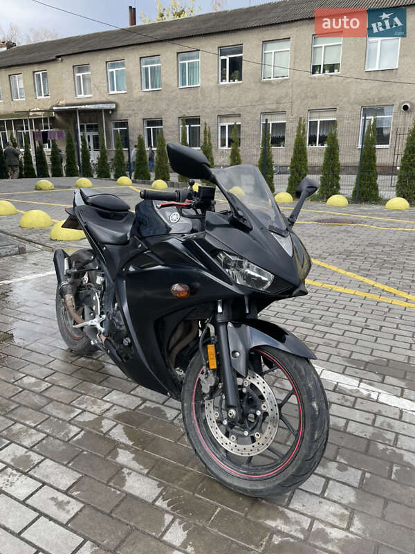 Спортбайк Yamaha YZF-R3 2015 в Луцьку фото 25 Спортбайк Yamaha YZF-R3 2015 в Луцьку