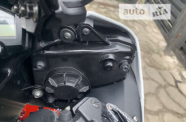 Спортбайк Yamaha YZF R6 2016 в 