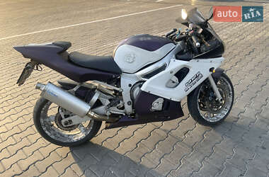 Спортбайк Yamaha YZF R6 2003 в 