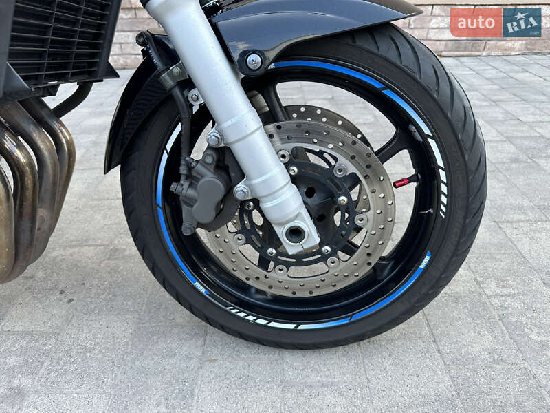 Мотоцикл Классик Yamaha YZF R6 2004 в Мостиске
