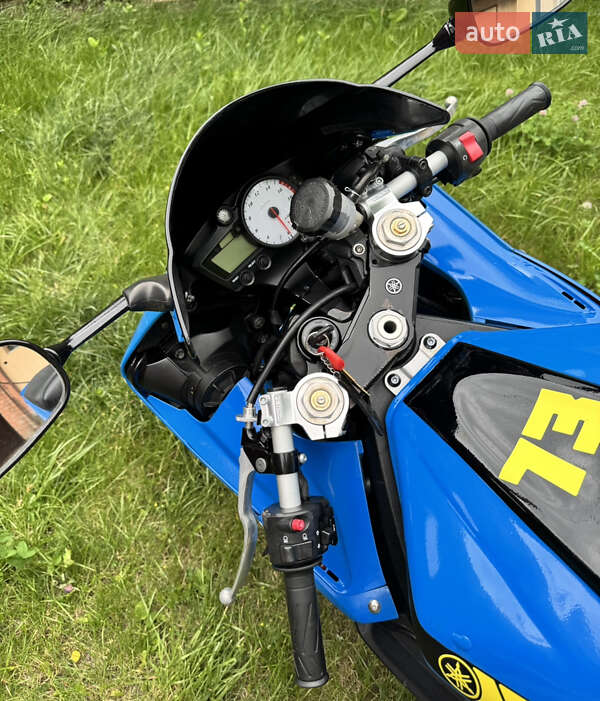 Спортбайк Yamaha YZF R6 2004 в Дніпрі