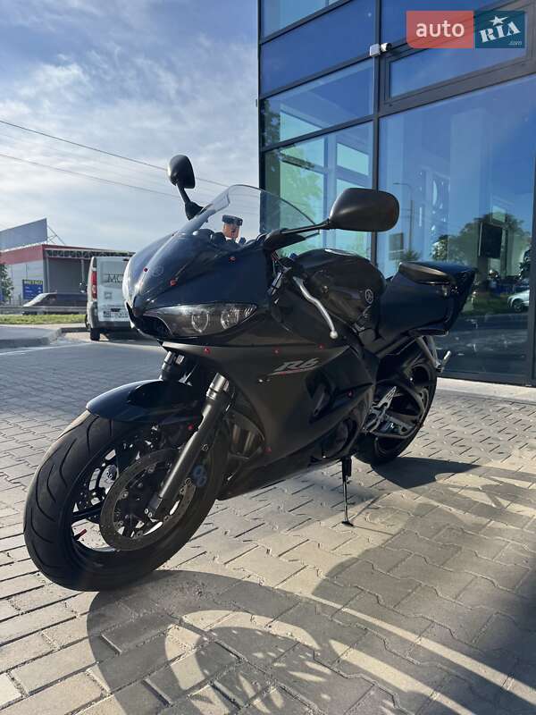 Спортбайк Yamaha YZF R6 2005 в Ровно