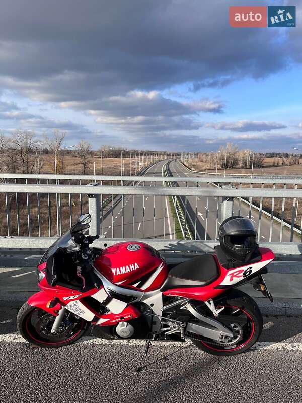 Спортбайк Yamaha YZF R6 2001 в Дніпрі фото Спортбайк Yamaha YZF R6 2001 в Дніпрі