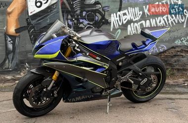 Спортбайк Yamaha YZF R6 2008 в Києві