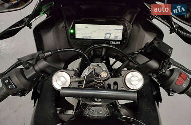 Спортбайк Yamaha YZF 2022 в Сумах