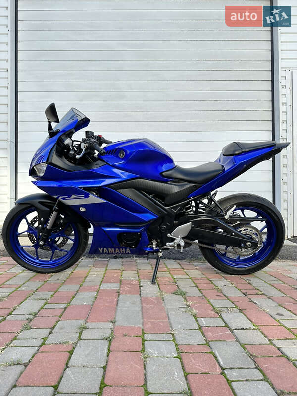Yamaha YZF 2021