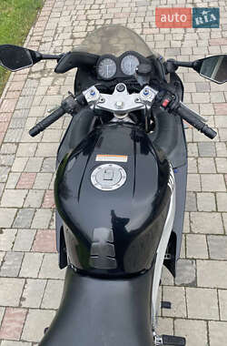 Мотоцикл Спорт-туризм Yamaha YZF 1998 в 